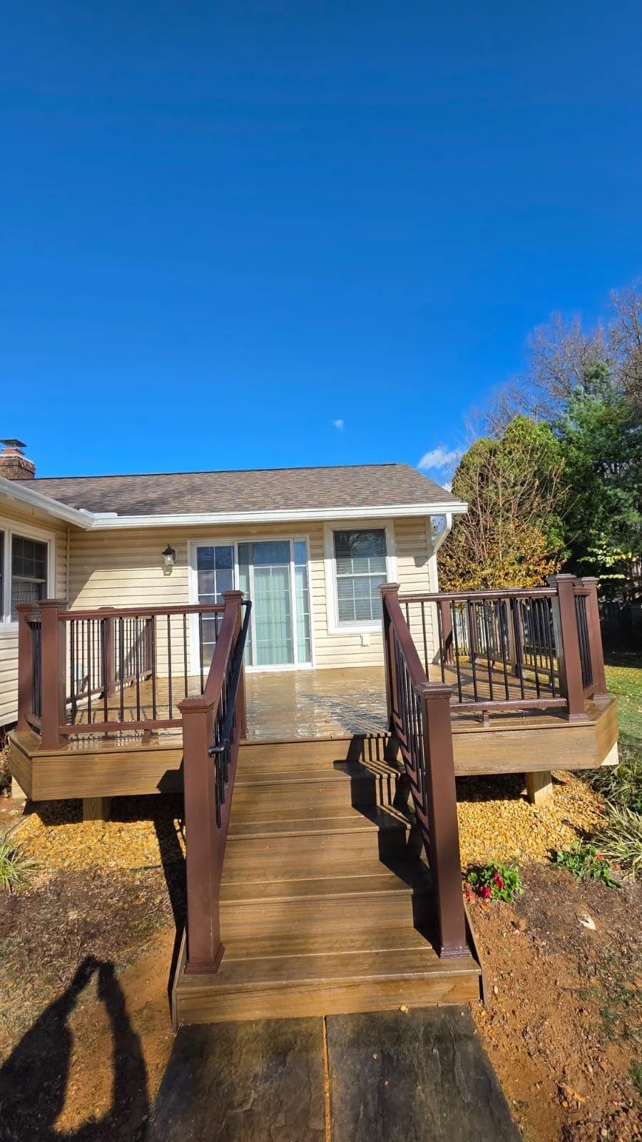 After, Project 9: Trex Transcend Havana Gold deck with Vintage Lantern railing, Gaithersburg