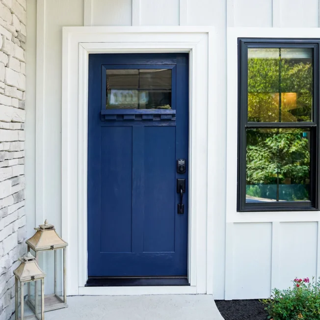 Signet fir 420DS entry door in a custom paint color.