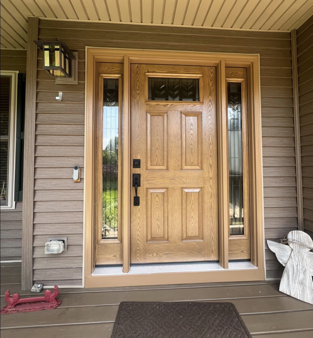 ProVia 420 Ascent white oak fiberglass door with Tacoma decorative glass and patina caming, New Market, MD.